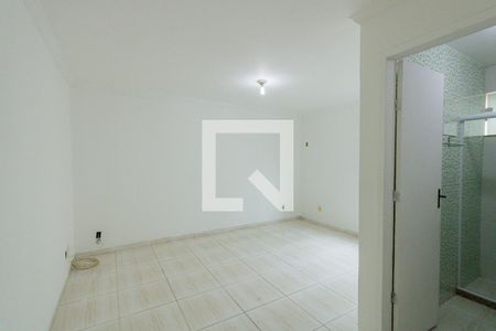 Casa de condomínio à venda com 128m², 2 quartos e 3 vagasSuíte 2