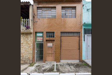 Casa para alugar com 60m², 2 quartos e 1 vagaFachada