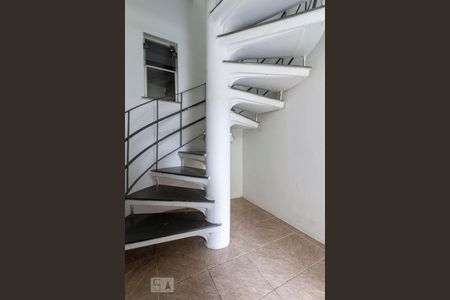 Escada de Acesso Quarto de casa à venda com 4 quartos, 208m² em Vila Talarico, São Paulo