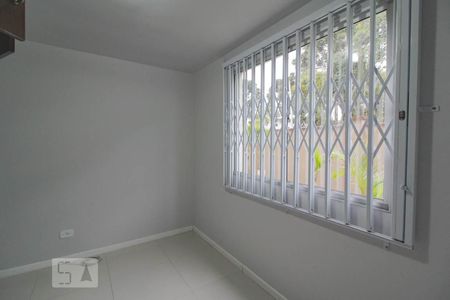 Quarto 1 de apartamento para alugar com 2 quartos, 49m² em Hauer, Curitiba