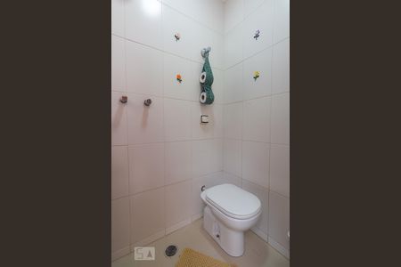 Casa para alugar com 336m², 6 quartos e 3 vagasLavabo