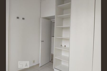 Quarto de apartamento para alugar com 1 quarto, 36m² em Botafogo, Rio de Janeiro