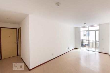 Sala de apartamento à venda com 3 quartos, 90m² em Santa Rosa, Niterói