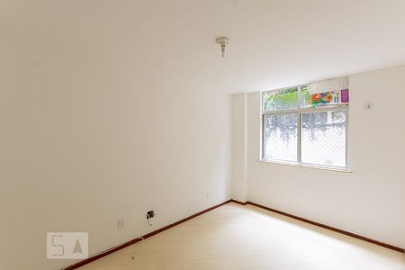 Apartamento à venda com 90m², 3 quartos e 1 vagaQuarto 2