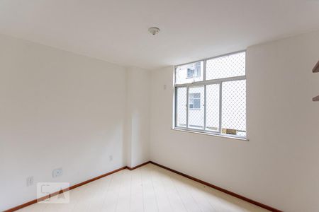 Quarto 1 de apartamento à venda com 3 quartos, 90m² em Santa Rosa, Niterói