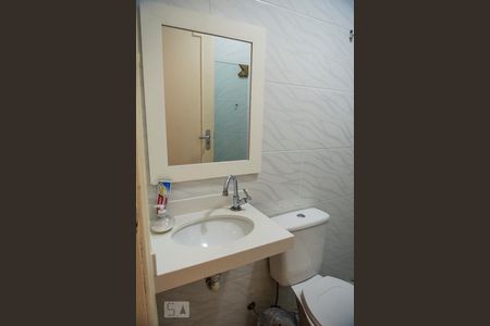 Banheiro da Suíte 1 de apartamento para alugar com 3 quartos, 196m² em Copacabana, Rio de Janeiro