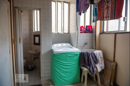 Apartamento para alugar com 196m², 3 quartos e 1 vagaÁrea de Serviço