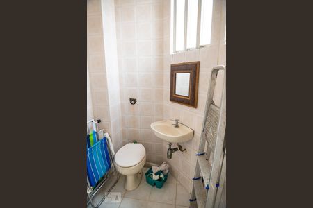 Apartamento para alugar com 196m², 3 quartos e 1 vagaBanheiro de Serviço