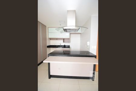 Apartamento para alugar com 60m², 2 quartos e 2 vagasCozinha