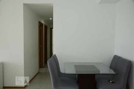 Sala de casa de condomínio à venda com 3 quartos, 115m² em Barra da Tijuca, Rio de Janeiro