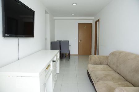 Sala de casa de condomínio à venda com 3 quartos, 115m² em Barra da Tijuca, Rio de Janeiro