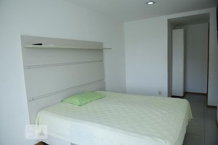 Casa de condomínio à venda com 115m², 3 quartos e 2 vagasQuarto 3