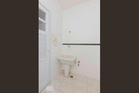 Apartamento à venda com 72m², 2 quartos e 1 vagaÁrea de Serviço