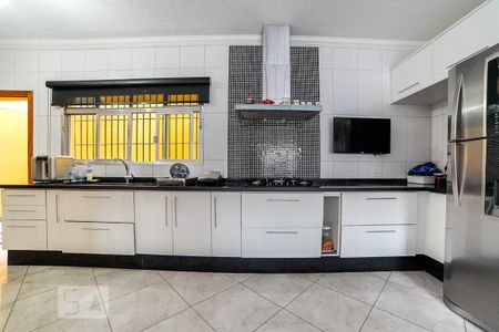 Casa à venda com 250m², 3 quartos e 4 vagas Casa à venda com 250m², 3 quartos e 4 vagasCozinha