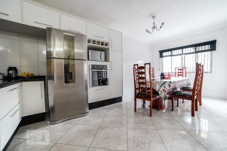 Casa à venda com 250m², 3 quartos e 4 vagas Casa à venda com 250m², 3 quartos e 4 vagasCozinha