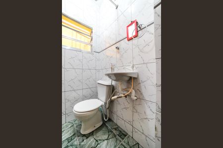 Casa à venda com 250m², 3 quartos e 4 vagas Casa à venda com 250m², 3 quartos e 4 vagasBanheiro de Serviço