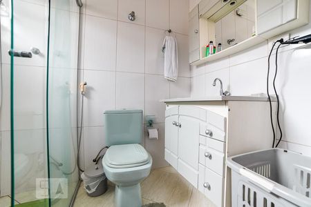Banheiro da Suíte  de casa à venda com 3 quartos, 250m² em Parque Edu Chaves, São Paulo
