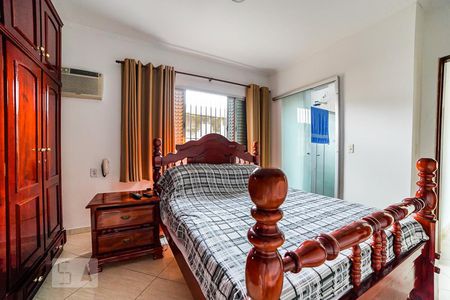 Quarto 1 Suíte de casa à venda com 3 quartos, 250m² em Parque Edu Chaves, São Paulo