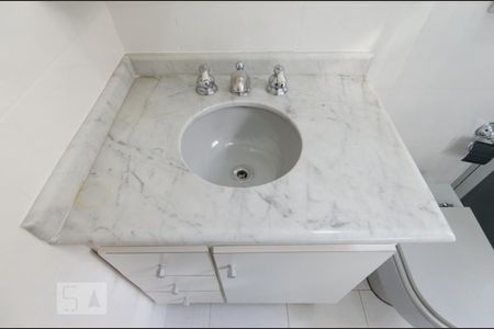 Pia de casa para alugar com 2 quartos, 131m² em Paulicéia, São Bernardo do Campo