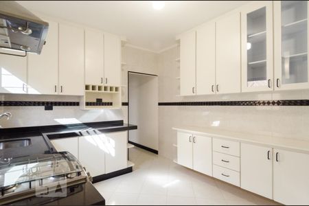 Cozinha de casa para alugar com 2 quartos, 131m² em Paulicéia, São Bernardo do Campo