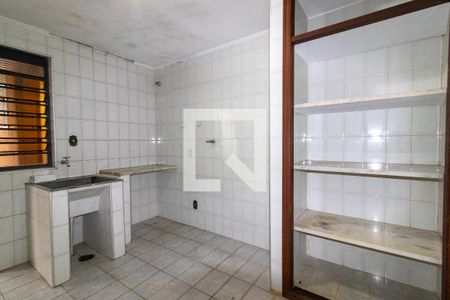 Casa à venda com 291m², 5 quartos e 2 vagas Casa à venda com 291m², 5 quartos e 2 vagasLavanderia