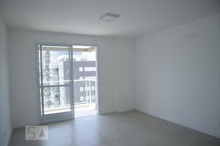 Sala de apartamento para alugar com 1 quarto, 65m² em Barra da Tijuca, Rio de Janeiro