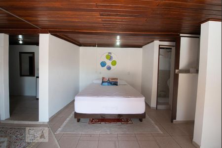 Quarto de kitnet/studio para alugar com 1 quarto, 70m² em Jardim Atlântico, Florianópolis