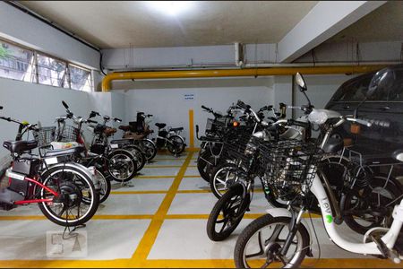 Apartamento à venda com 90m², 3 quartos e 1 vaga Apartamento à venda com 90m², 3 quartos e 1 vagaBicicletário