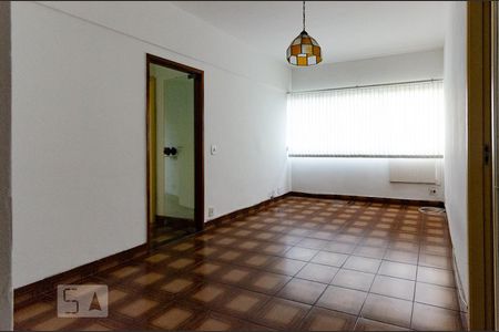 Apartamento à venda com 90m², 3 quartos e 1 vaga Apartamento à venda com 90m², 3 quartos e 1 vagaSala