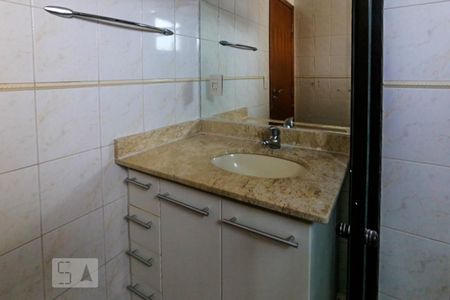 Apartamento para alugar com 80m², 3 quartos e 2 vagasBanheiro da Suíte