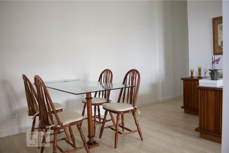 Detalhe Sala de apartamento para alugar com 1 quarto, 65m² em Barra da Tijuca , Rio de Janeiro
