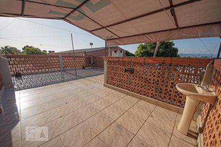 Casa para alugar com 110m², 3 quartos e 2 vagasSacada cobertura