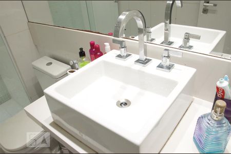 Apartamento à venda com 105m², 3 quartos e 2 vagasBanheiro Social