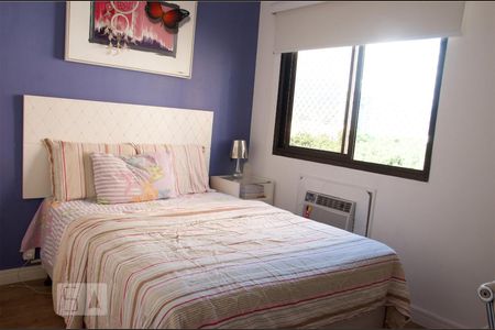 Apartamento à venda com 105m², 3 quartos e 2 vagasQuarto 03