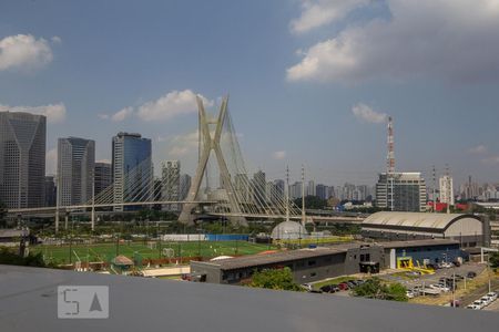 Vista de kitnet/studio para alugar com 1 quarto, 45m² em Vila Tramontano, São Paulo