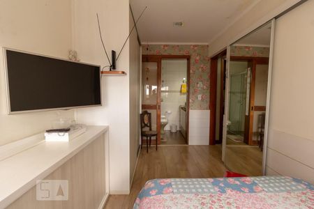 Apartamento à venda com 248m², 3 quartos e 2 vagas Apartamento à venda com 248m², 3 quartos e 2 vagasQuarto 3 - Suíte