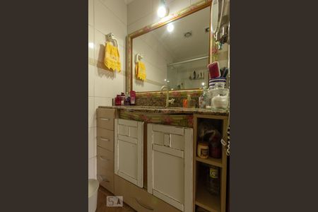 Apartamento à venda com 248m², 3 quartos e 2 vagas Apartamento à venda com 248m², 3 quartos e 2 vagasbanheiro do Quarto 3 - Suíte