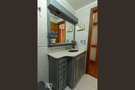 Apartamento à venda com 248m², 3 quartos e 2 vagas Apartamento à venda com 248m², 3 quartos e 2 vagasBanheiro Social