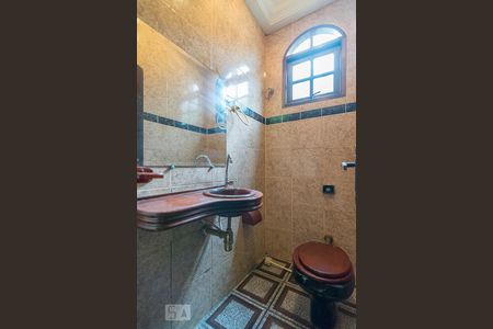 Casa à venda com 250m², 3 quartos e 4 vagas Casa à venda com 250m², 3 quartos e 4 vagasLavabo