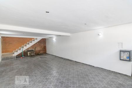 Casa à venda com 250m², 3 quartos e 4 vagas Casa à venda com 250m², 3 quartos e 4 vagasGaragem