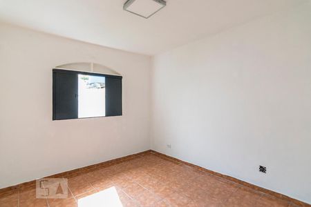 Casa à venda com 250m², 3 quartos e 4 vagas Casa à venda com 250m², 3 quartos e 4 vagasQuarto 3