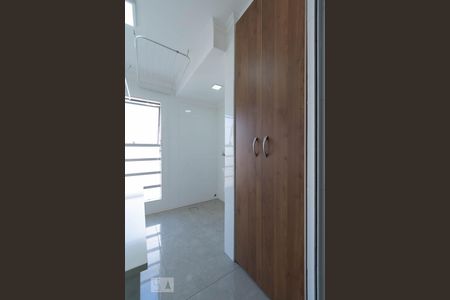 Apartamento para alugar com 90m², 2 quartos e 1 vagaÁrea de Serviço