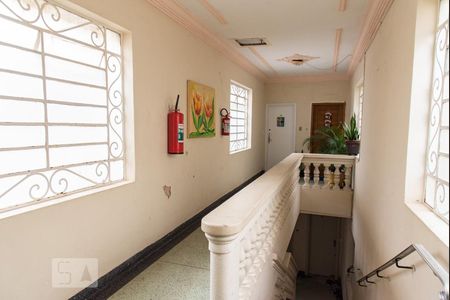 Apartamento para alugar com 96m², 2 quartos e sem vaga Apartamento para alugar com 96m², 2 quartos e sem vagaHall do andar