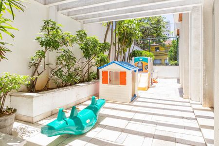 Apartamento para alugar com 170m², 3 quartos e 2 vagasÁrea Comum - Playground