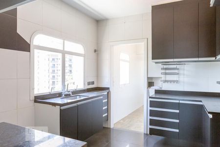 Apartamento para alugar com 170m², 3 quartos e 2 vagasCozinha
