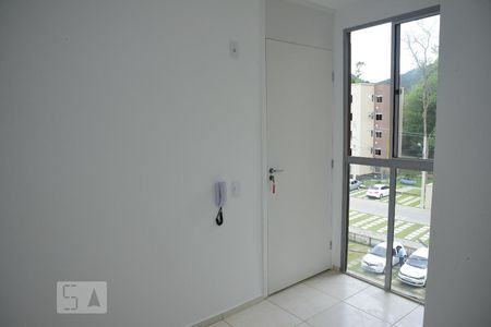 Sala de apartamento à venda com 2 quartos, 45m² em Jacarepaguá, Rio de Janeiro
