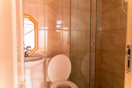 Casa à venda com 250m², 4 quartos e 4 vagasBanheiro do Quintal