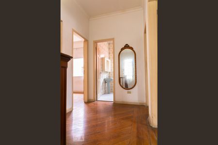 Casa à venda com 250m², 4 quartos e 4 vagasCorredor dos Quartos