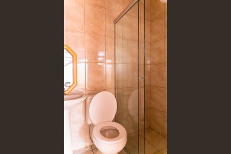 Casa à venda com 250m², 4 quartos e 4 vagasBanheiro do Quintal