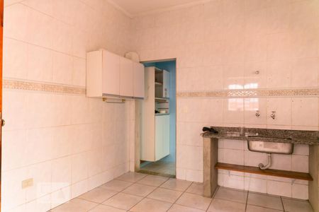 Casa à venda com 250m², 4 quartos e 4 vagasCozinha